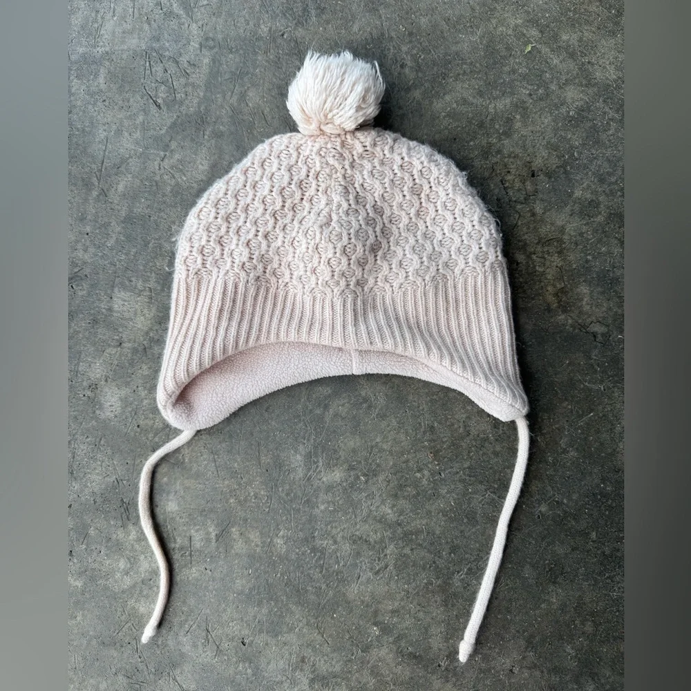 H&M Pink Knit Pom-Pom Hat